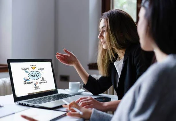 What is a Search Engine and How Does it Work? What is a Search Engine and How Does it Work?